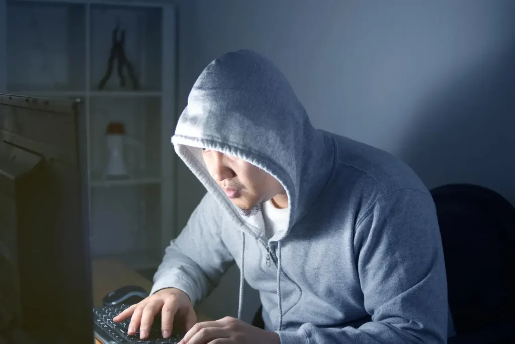 A pirataria de software tem muitos tipos, e todos apresentam riscos para a sua confecção.