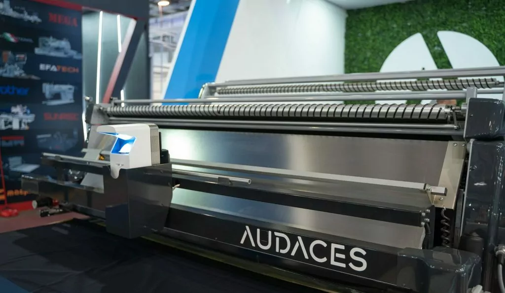 Audaces spreading machine