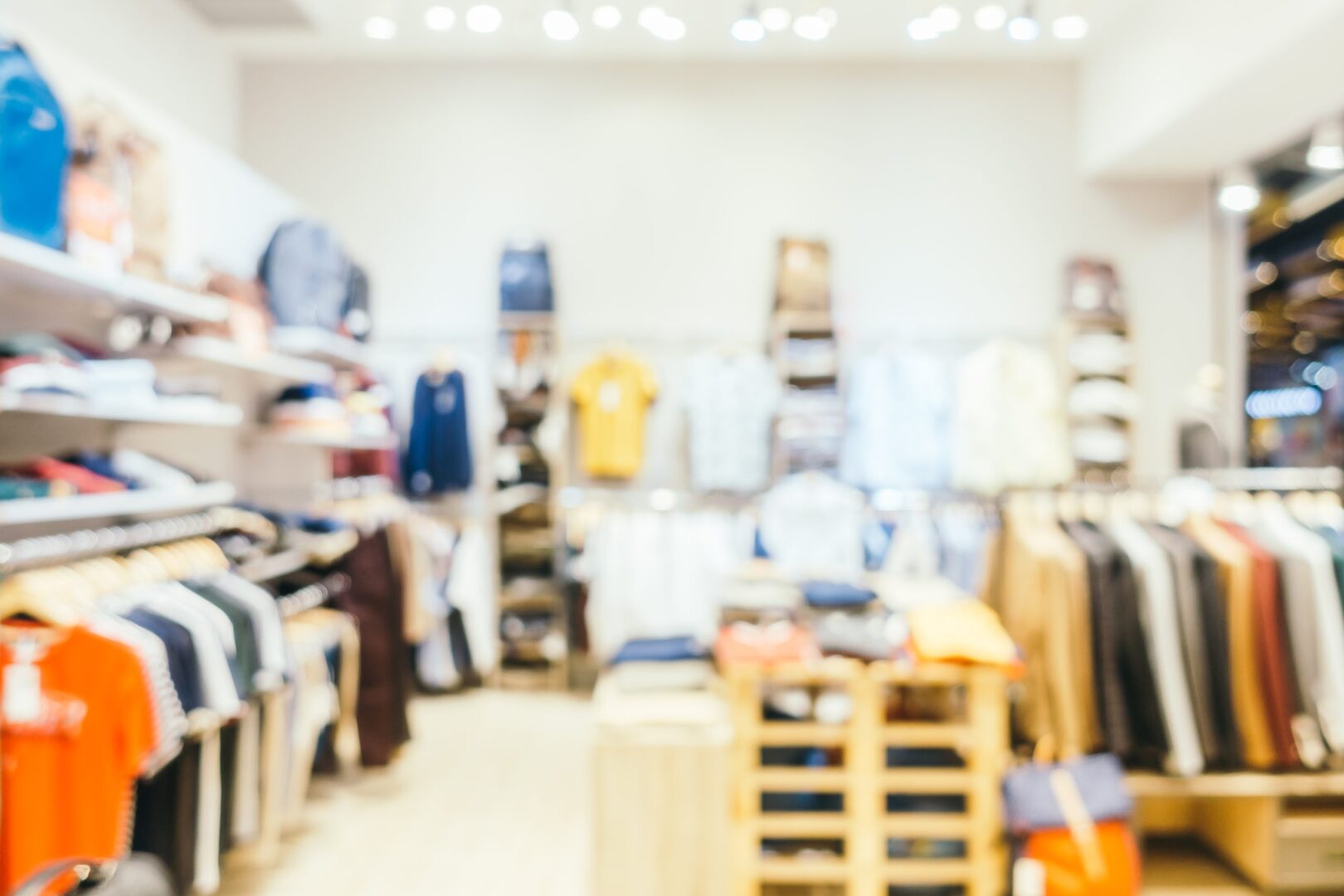 5 Tips To Choosing New Stock For Your Apparel Store