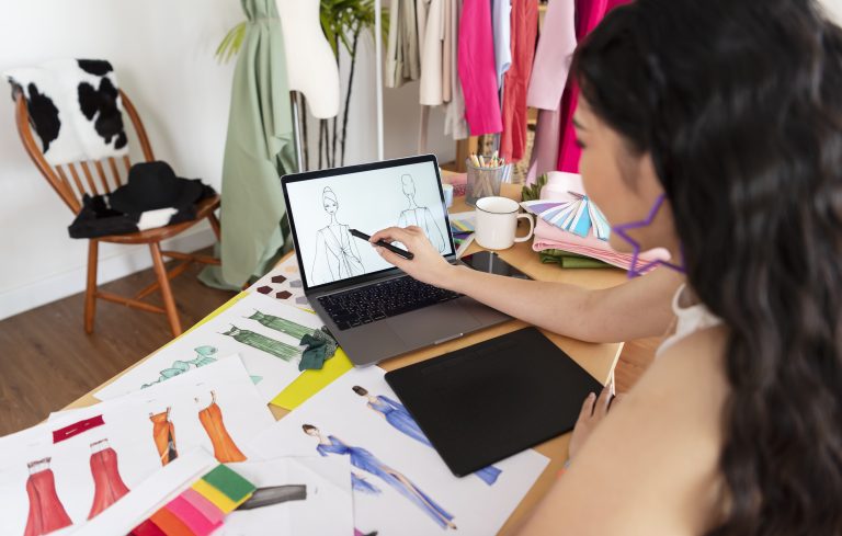 Entenda como fazer desenho técnico de moda com perfeição