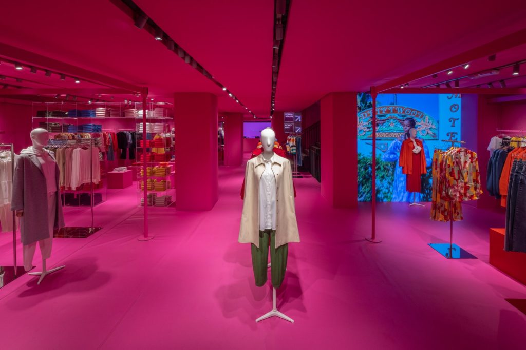 Immersive fashion: discover how it can benefit your business