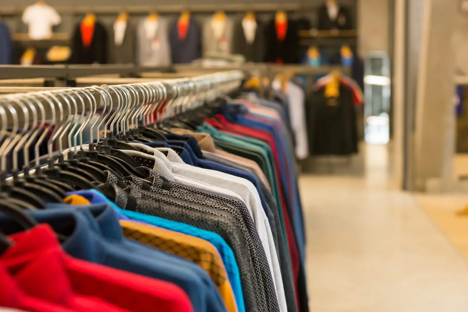 Wholesale clothing: learn how to reduce costs in production