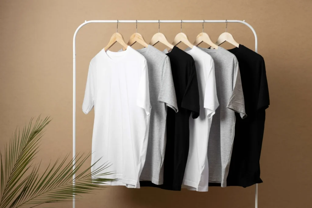 T-Shirt subscription box: Rack with hanging pieces.
