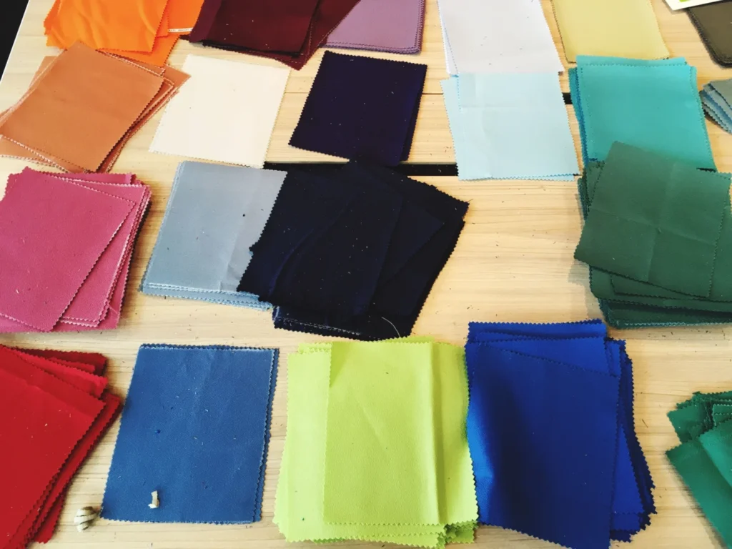 Como fazer abadá: tipos de tecidos para serem utilizados