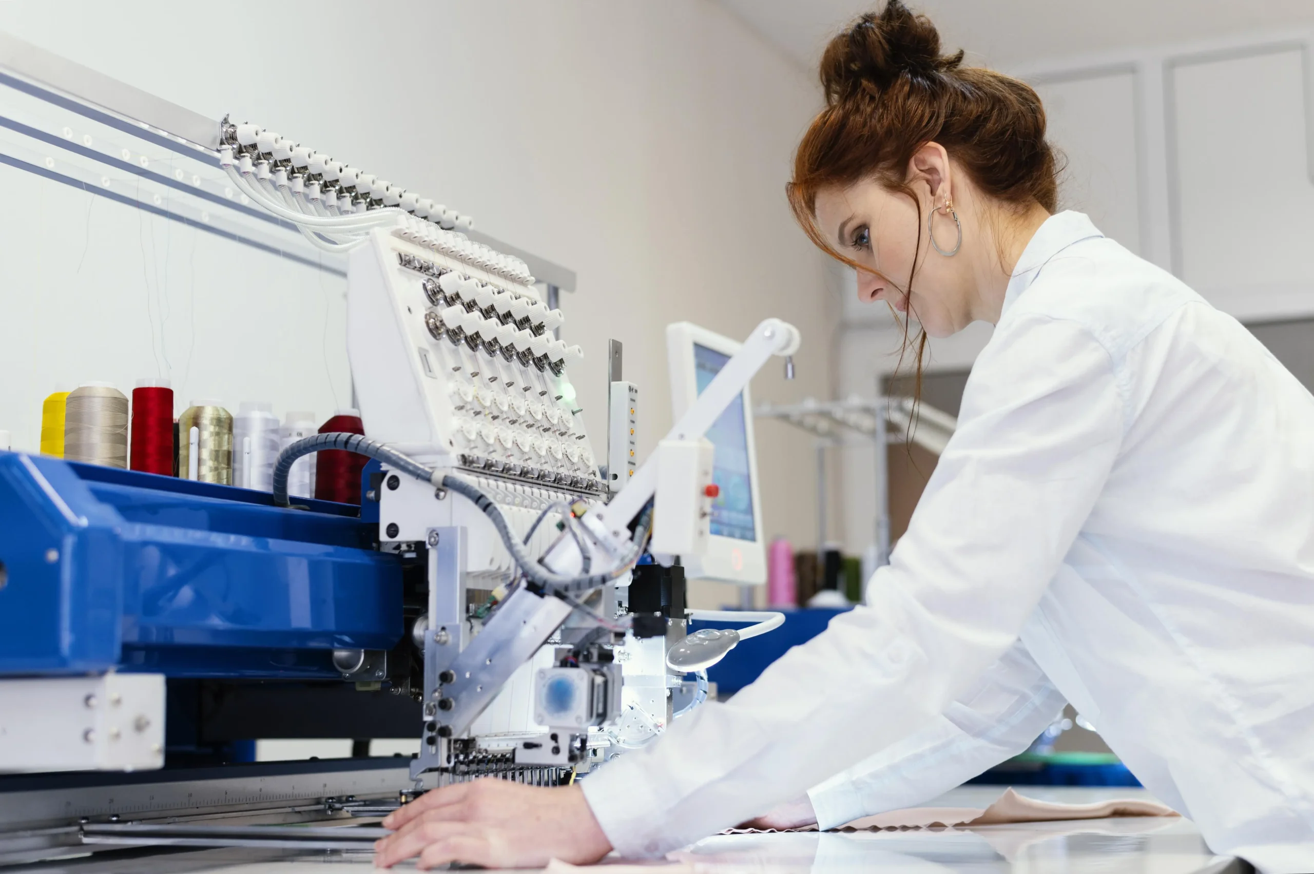 Plotter usato nel fashion design: vantaggi e considerazioni