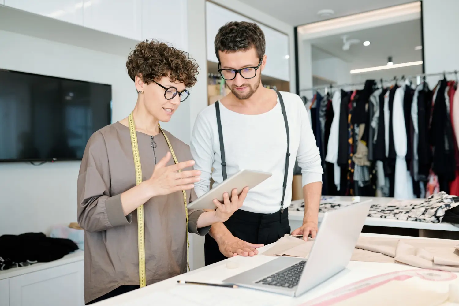 5 razões para conhecer e se adequar ao direito da moda