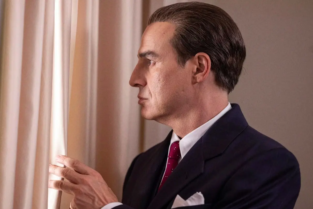 Conoce cómo Cristóbal Balenciaga revolucionó la moda