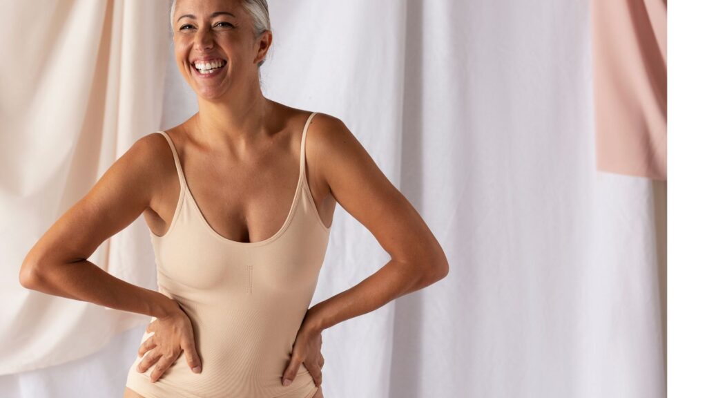 Body seamless de alto rendimiento, con paneles estratégicos tejidos en una sola pieza para mejor ajuste, transpirabilidad y soporte.