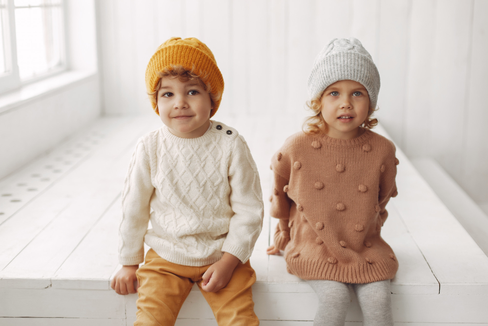 Kids patterns: a boy and a girl dressed in stylish clothes.