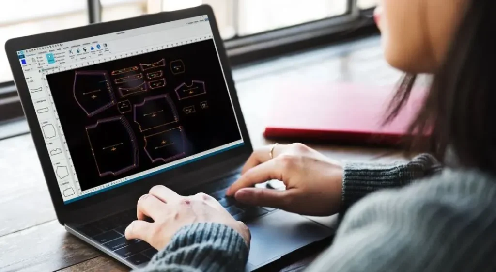 How to digitize sewing patterns: a professional using Audaces technology for pattern making.