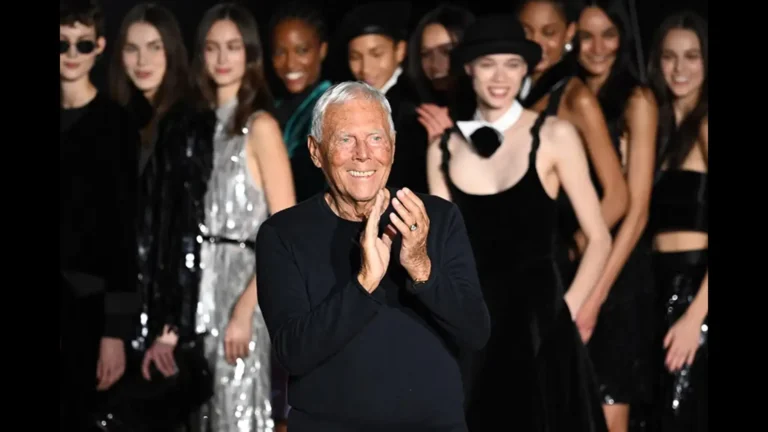 La storia, i capi iconici e le ispirazioni di Giorgio Armani