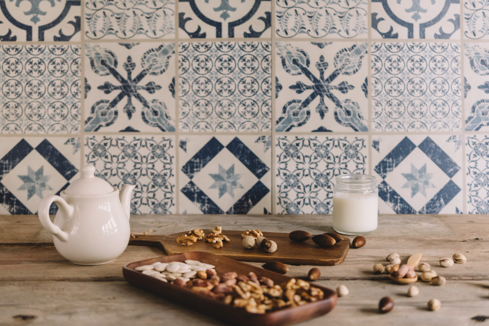 Surface design: a wall with decorative tiles.