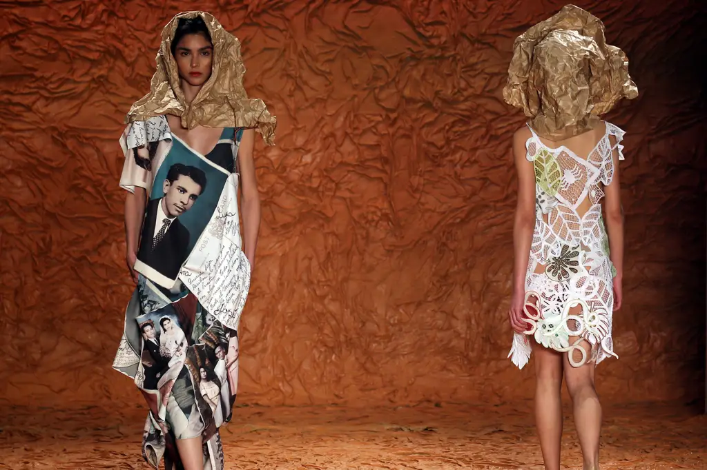 Desfile de "As Mudas", de Ronaldo Fraga, na SPFW 2018/Créditos: Paulo Whitaker/Reuters/Veja