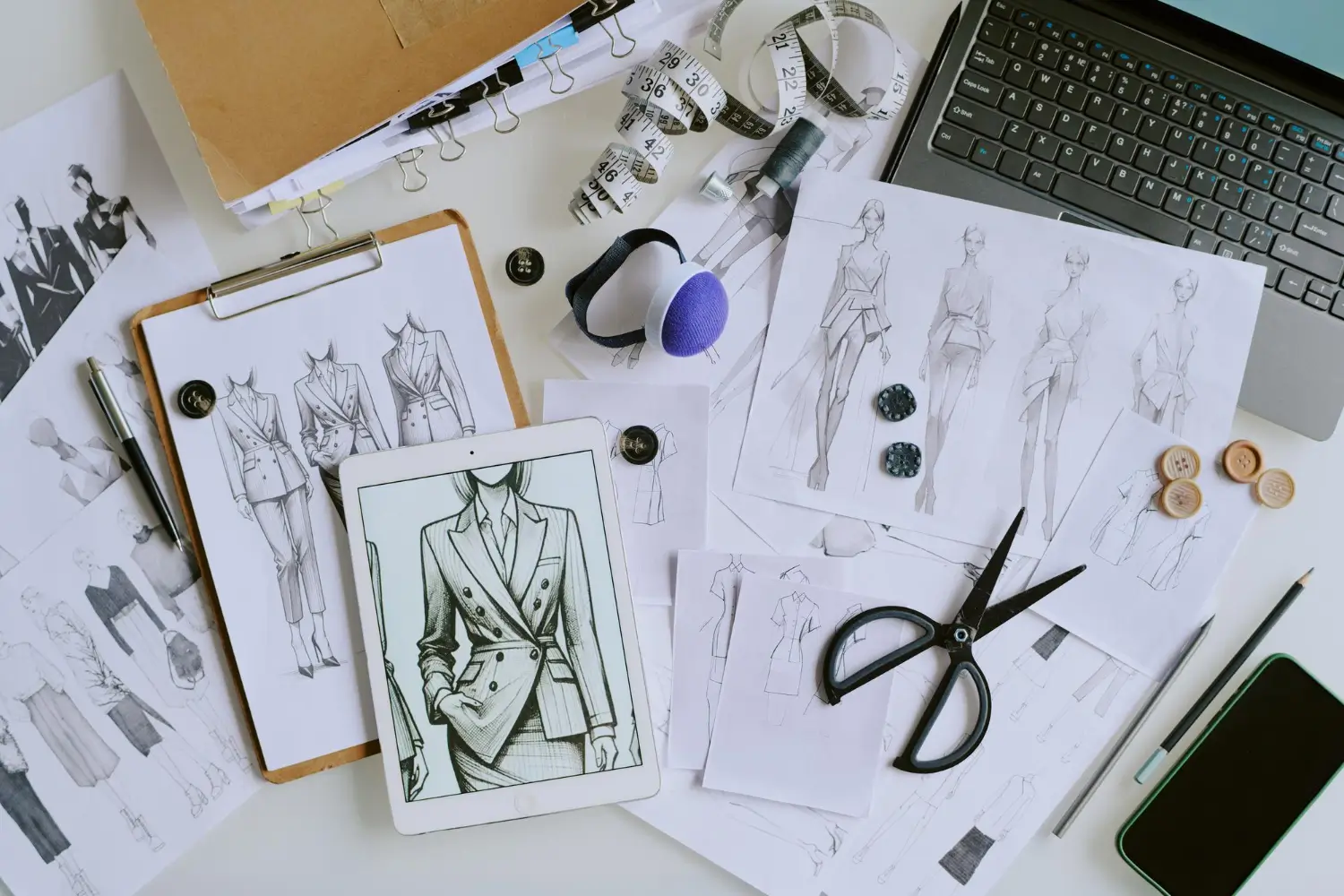 Como desenhar roupas digitalmente em poucos passos?