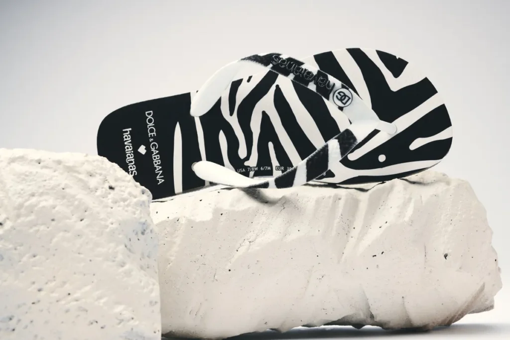 Limited edition: flip flop from the Havaianas x Dolce & Gabbana collaboration.