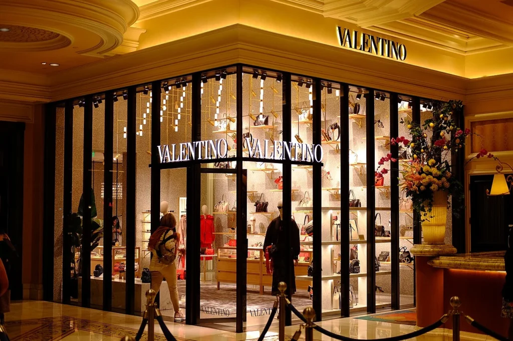 Valentino Garavani: luxury storefront of the Valentino brand.