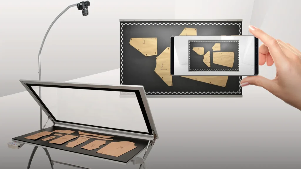 Molde digitalizado com o quadro Digiflash e um celular.