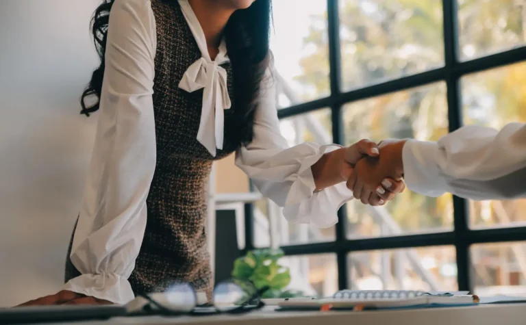 How garment manufacturing outsourcing works for brands