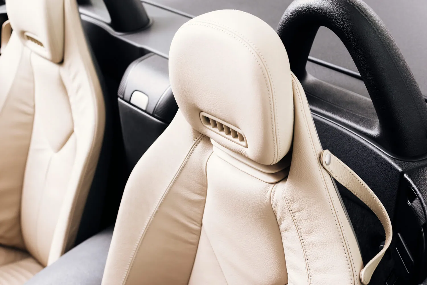 El papel del patr&oacute;n automotriz en los interiores de veh&iacute;culos