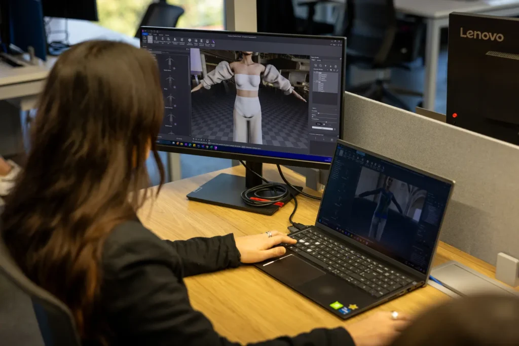 Profissional de moda aprendendo a renderizar desenho 3D de moda no Audaces Fashion Studio
